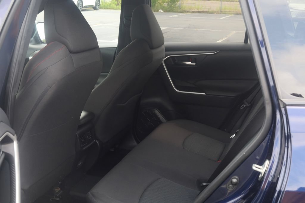 Used 2024 Toyota RAV4 SE AWD/4WD image 28