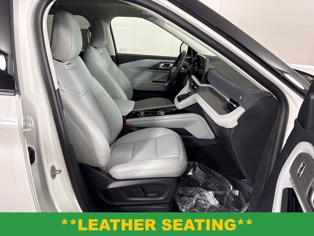 New 2026 Ford Explorer Platinum AWD/4WD image 5