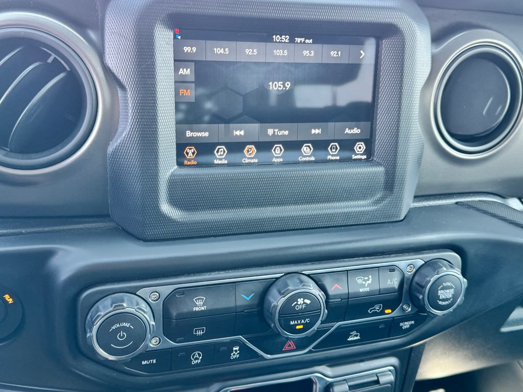 Used 2022 Jeep Wrangler Sport AWD/4WD image 22