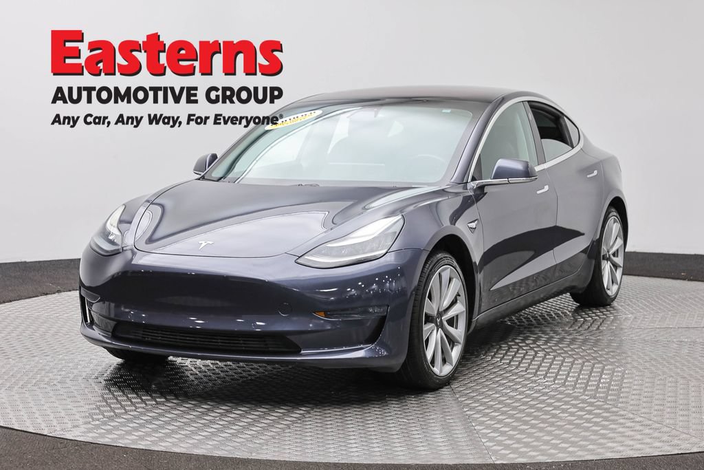 Used 2018 Tesla Model 3 Mid Range RWD image 1