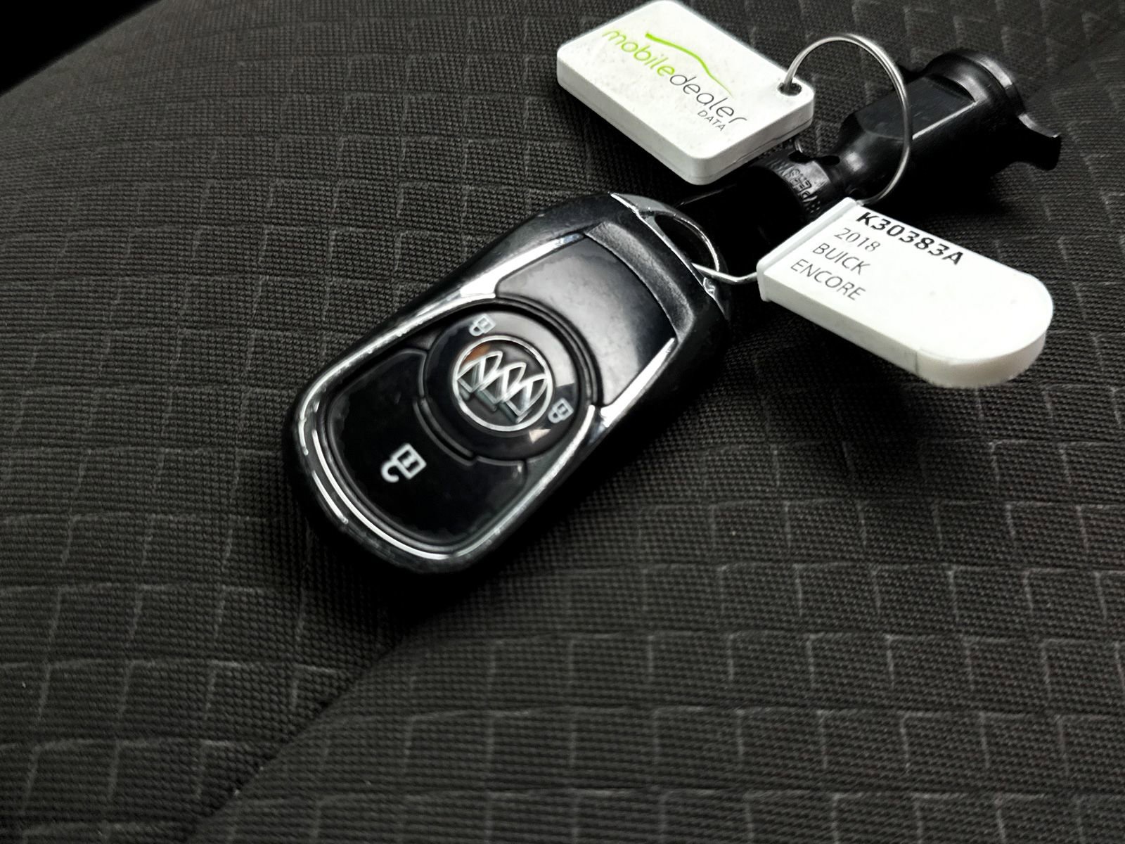 Used 2018 Buick Encore Preferred image 35