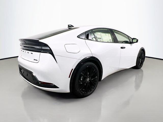 New 2026 Toyota Prius Plug-In Hybrid FWD image 3