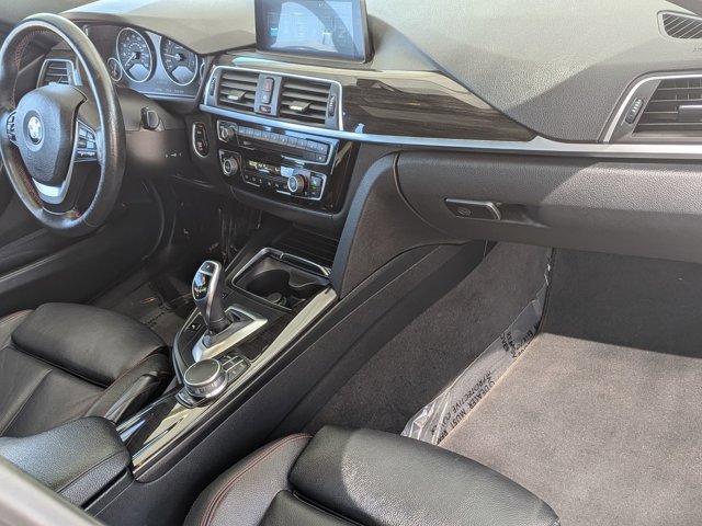Used 2017 BMW 330i xDrive Sedan image 23