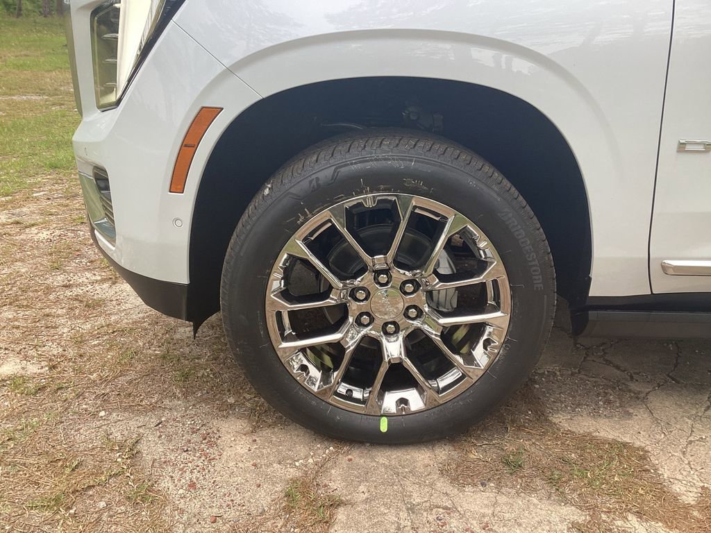 New 2026 GMC Yukon XL Denali w/ Denali Reserve Package RWD image 9
