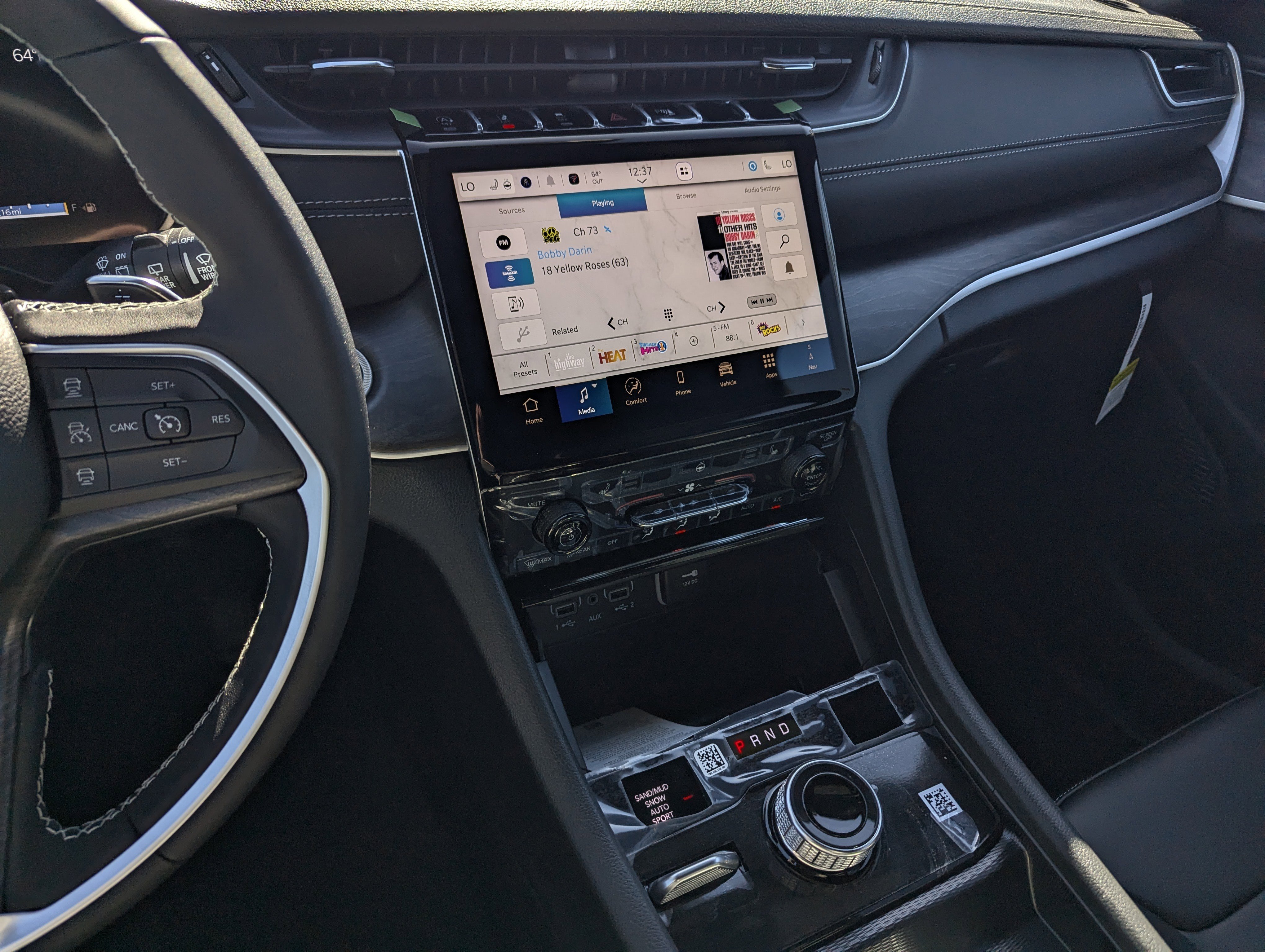 New 2025 Jeep Grand Cherokee L Limited image 10