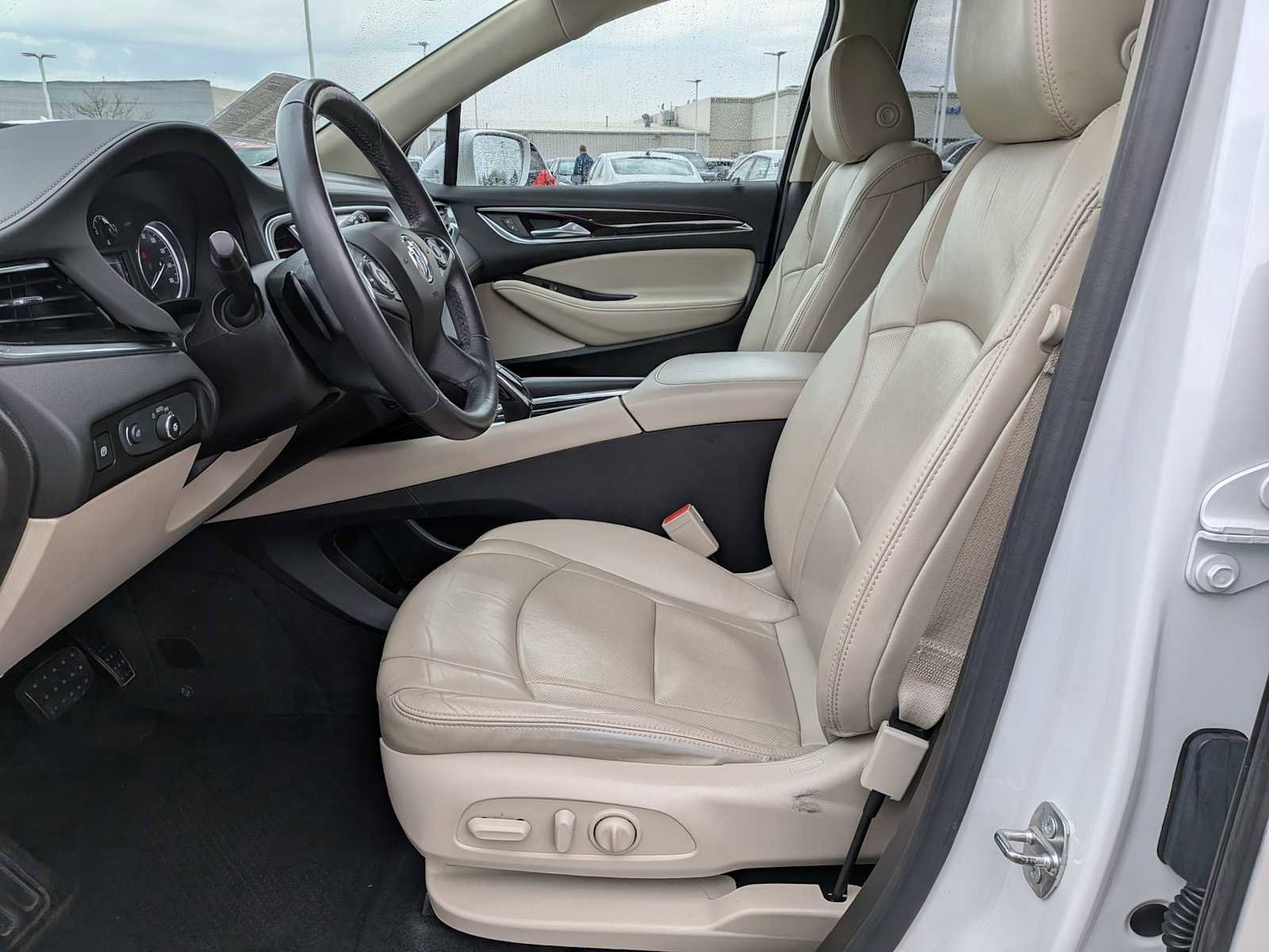 Used 2018 Buick Enclave Essence w/ Trailering Package AWD/4WD image 14