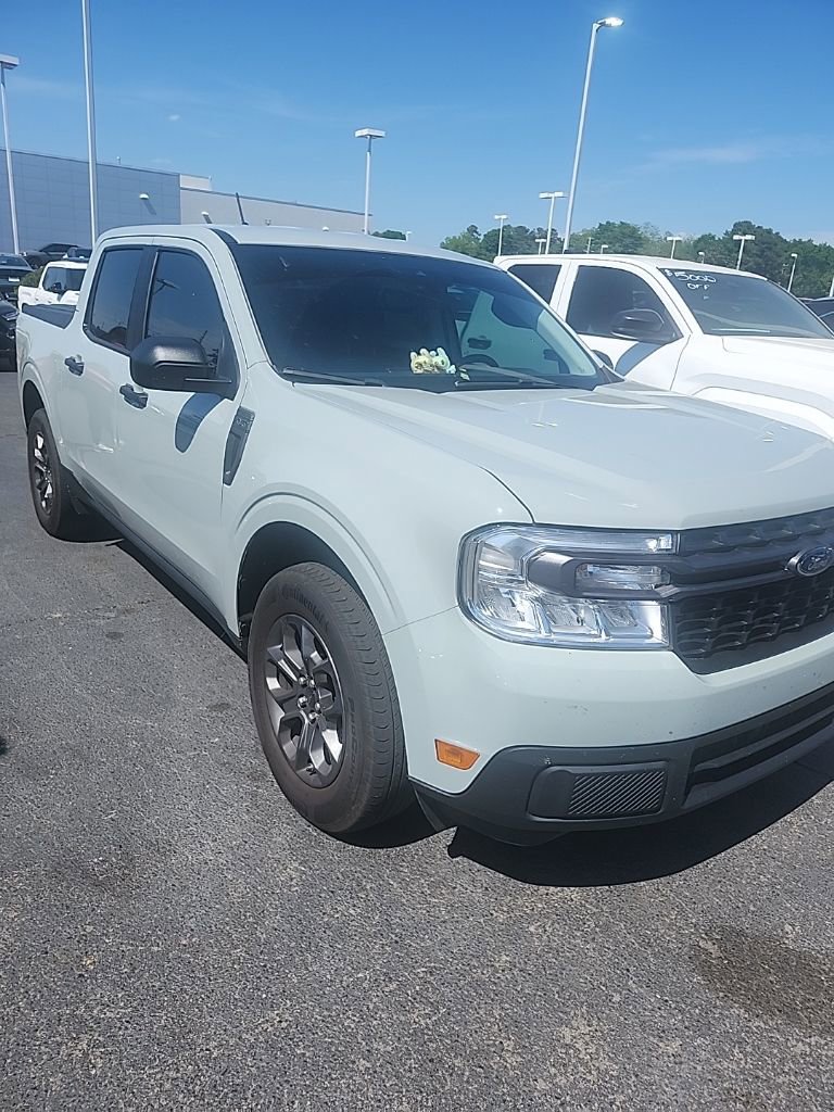 Used 2024 Ford Maverick XLT w/ Equipment Group 300A Standard AWD/4WD image 2
