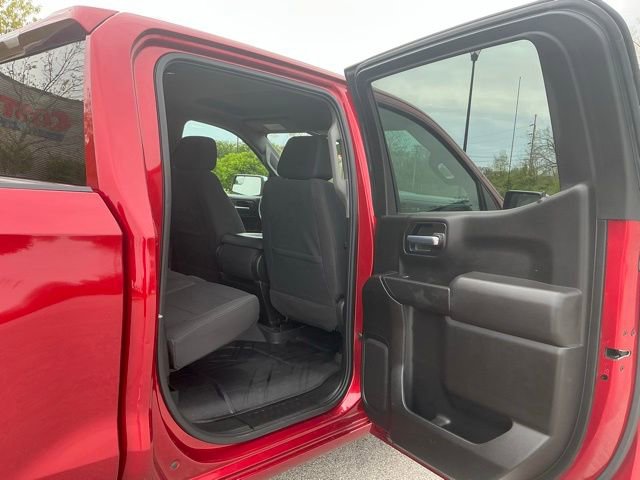 Used 2021 Chevrolet Silverado 1500 LT AWD/4WD image 18