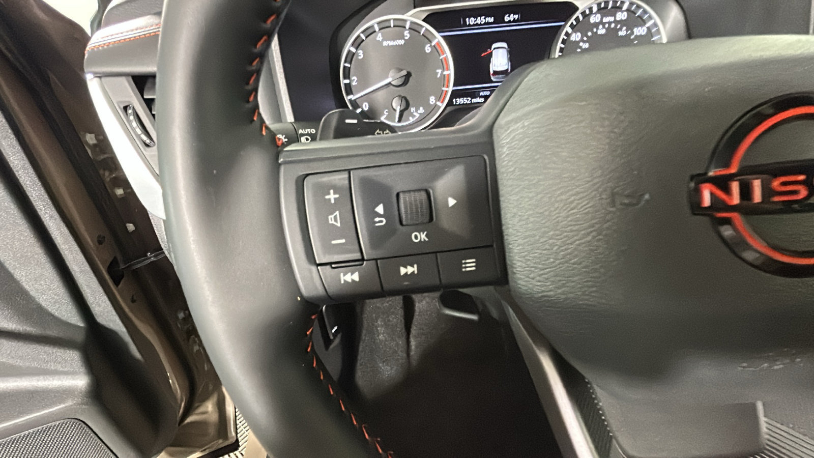 Used 2025 Nissan Rogue SV AWD/4WD image 20