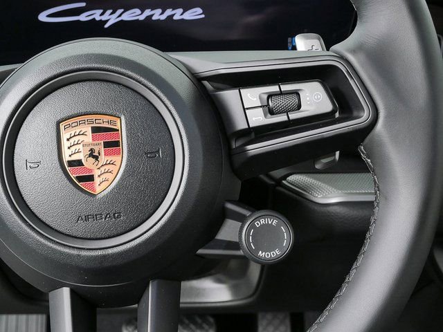 New 2026 Porsche Cayenne AWD image 11