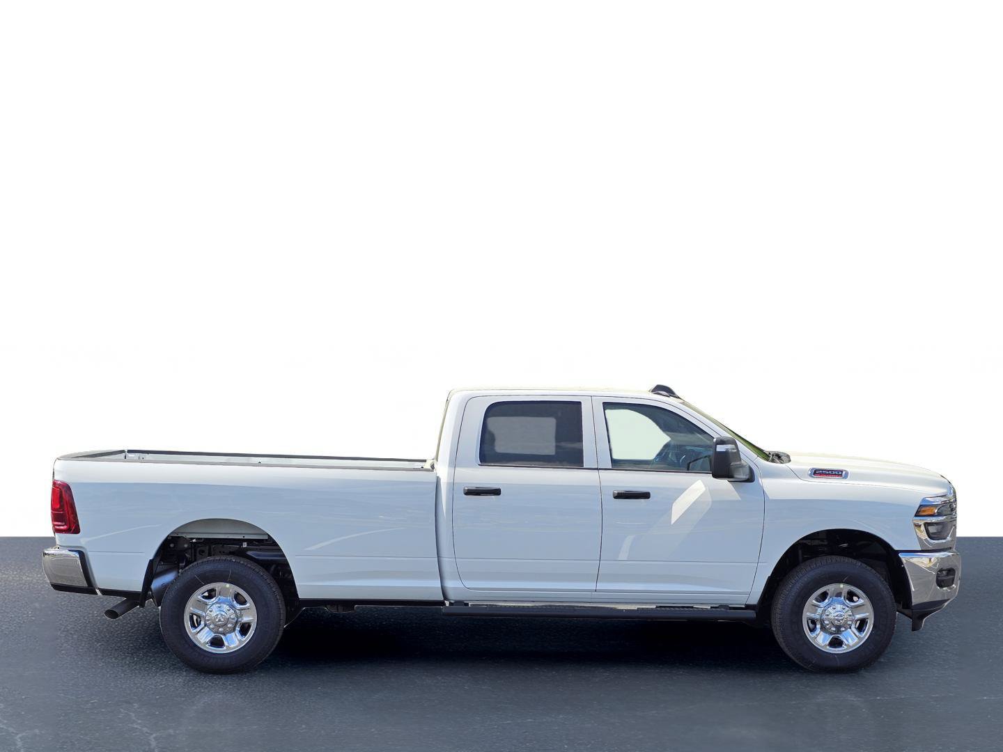 New 2026 RAM 2500 Tradesman AWD/4WD image 7