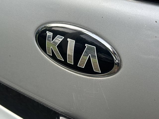 Used 2015 Kia Soul ! FWD image 10