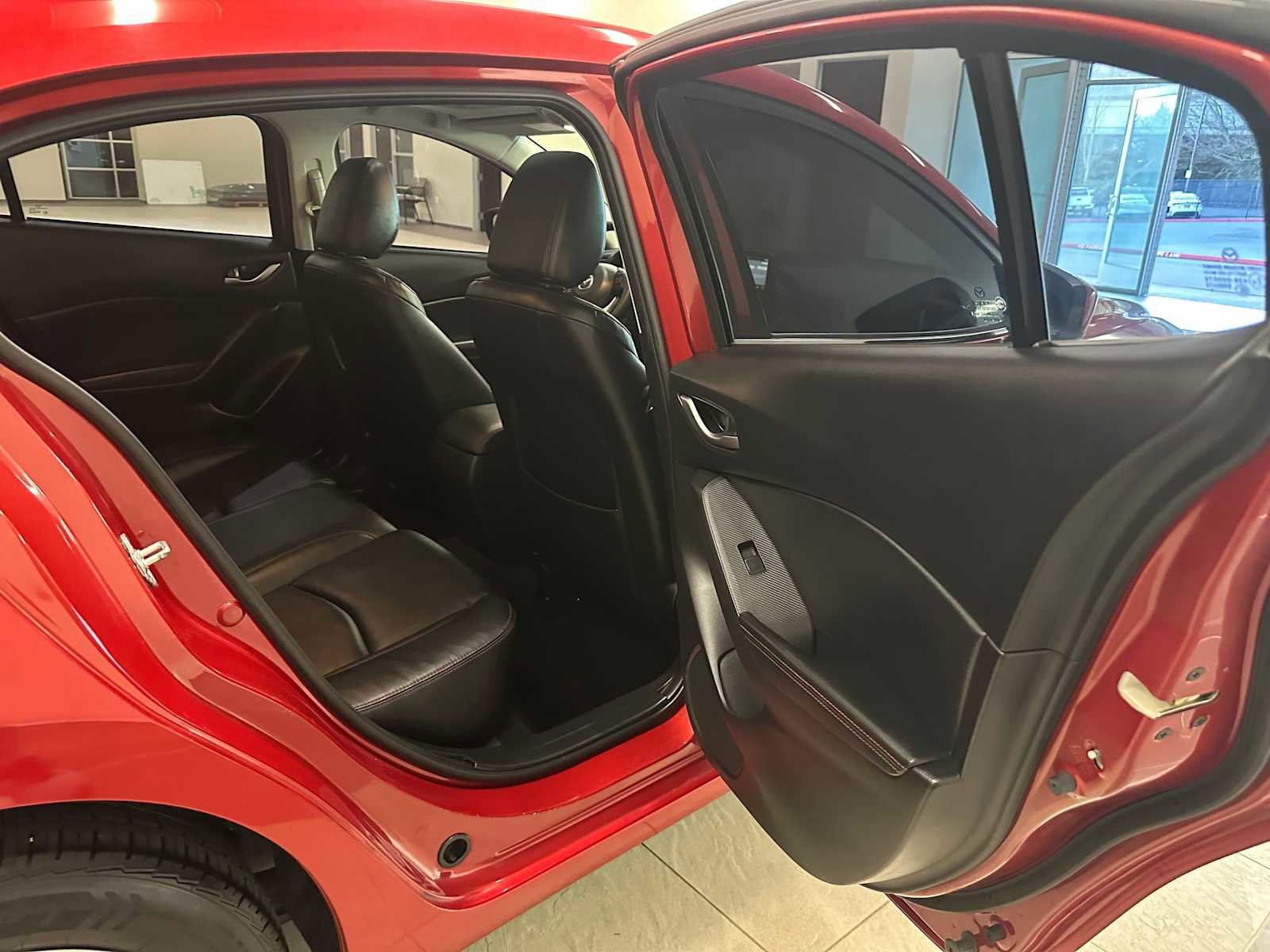 Used 2015 MAZDA MAZDA3 i Grand Touring image 27