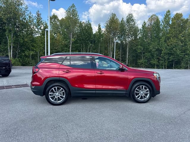 Used 2022 GMC Terrain SLT FWD image 3