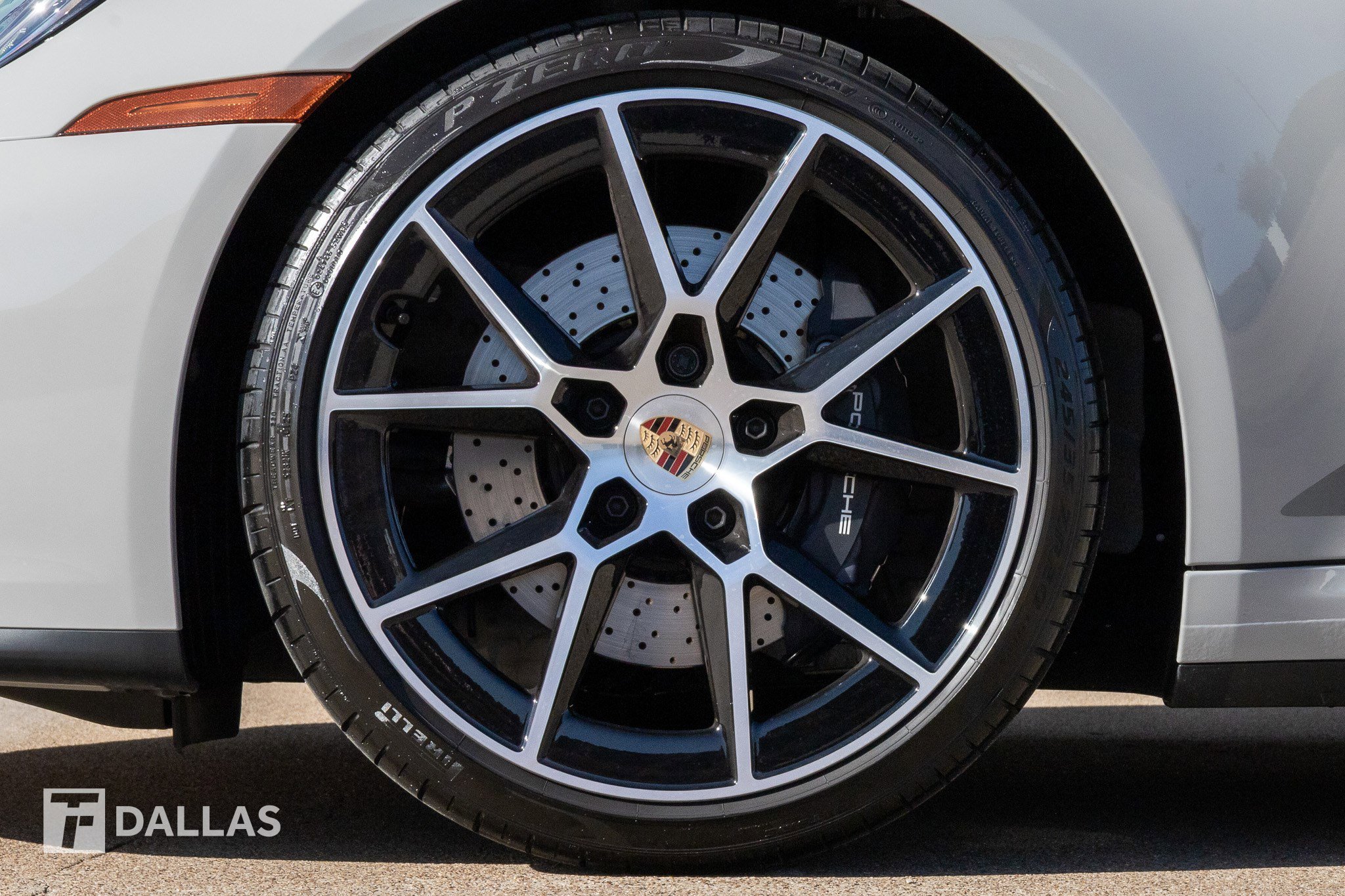 Used 2025 Porsche 911 Carrera T image 8