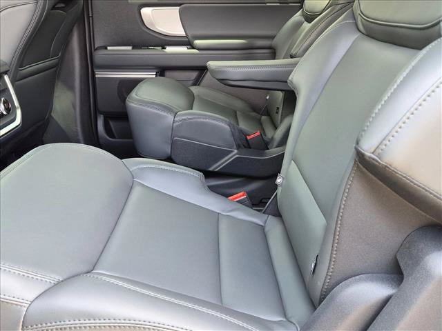 New 2027 Ford Expedition Max Active RWD image 14