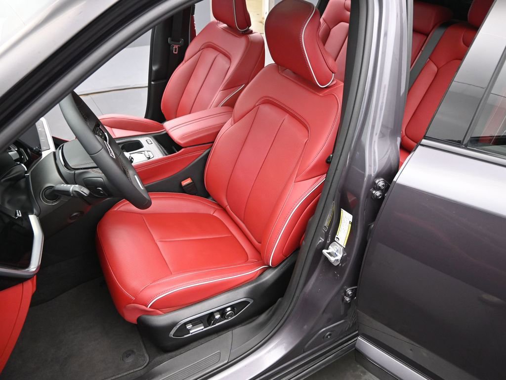 Used 2024 Jeep Wagoneer Launch Edition image 11