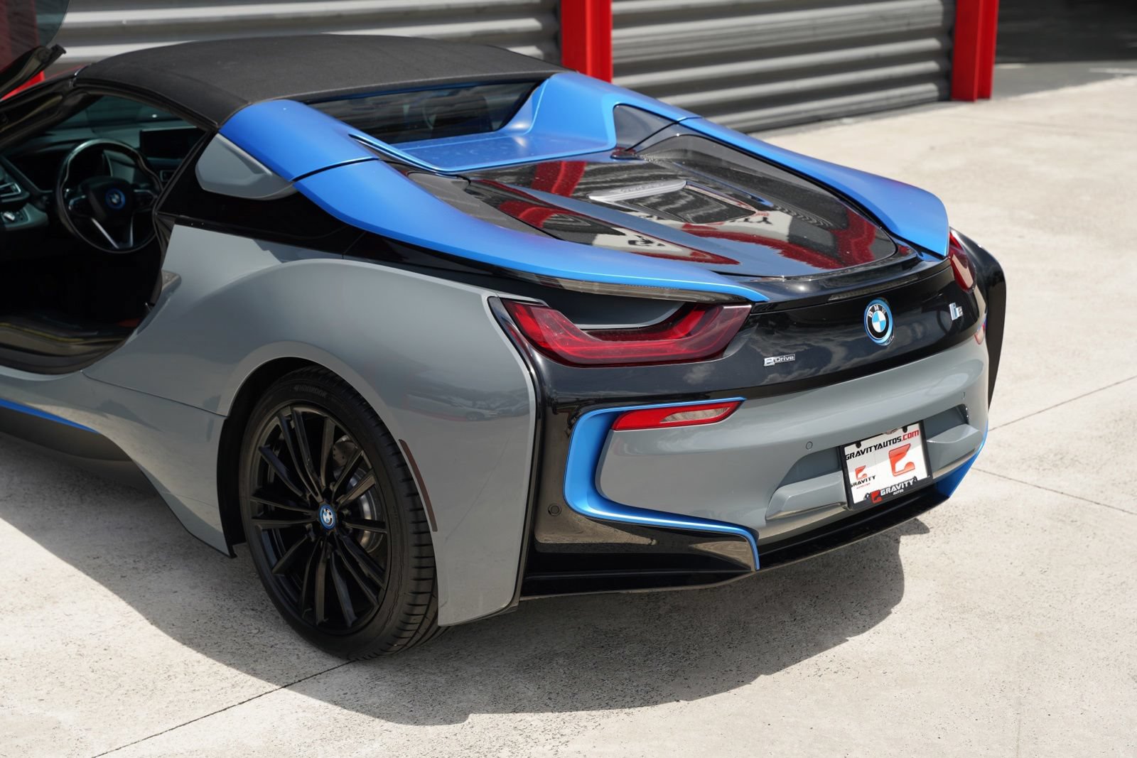 Used 2019 BMW i8 Roadster AWD/4WD image 18
