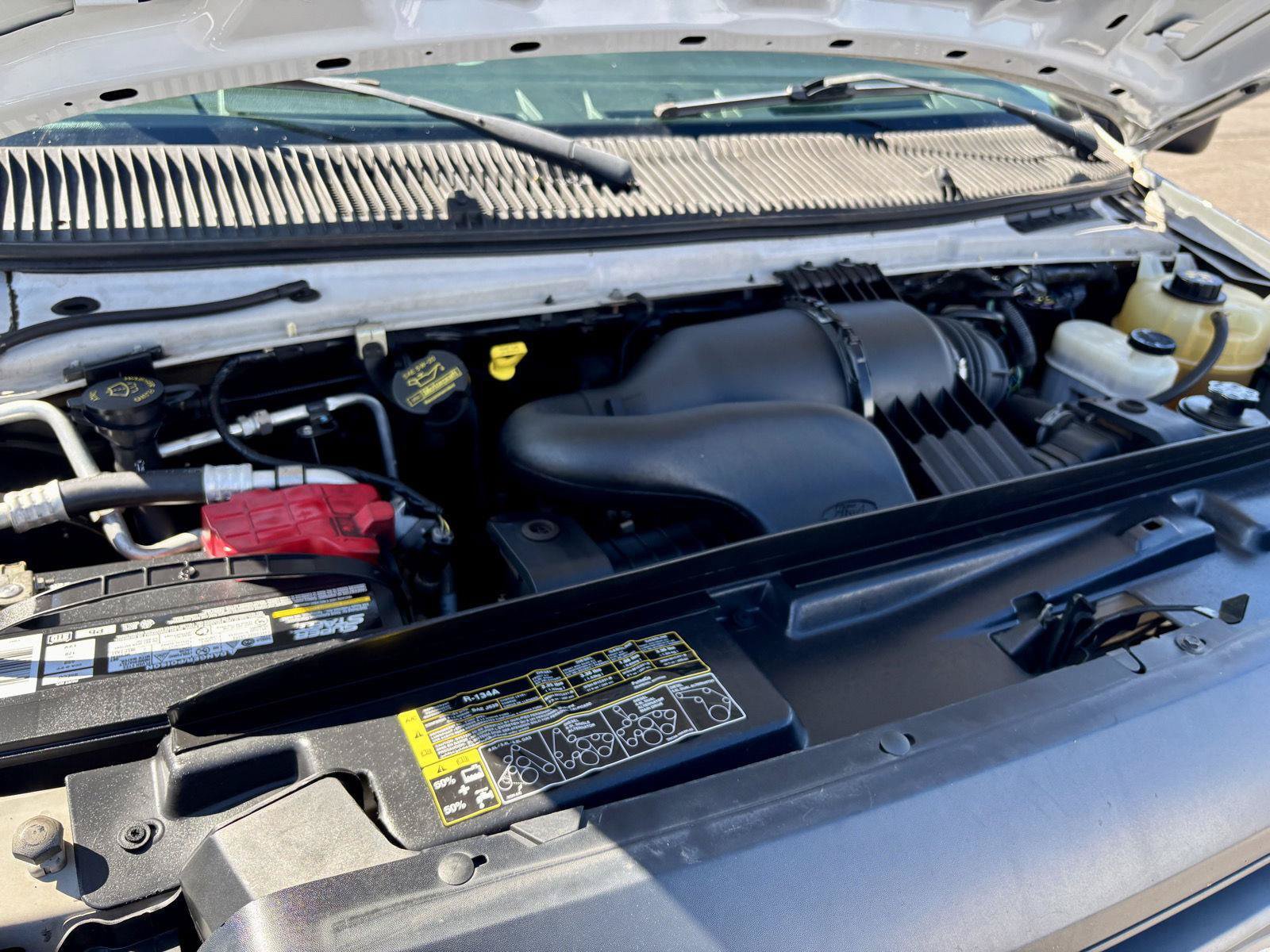 Used 2014 Ford E-150 and Econoline 150 w/ Power Group RWD image 24
