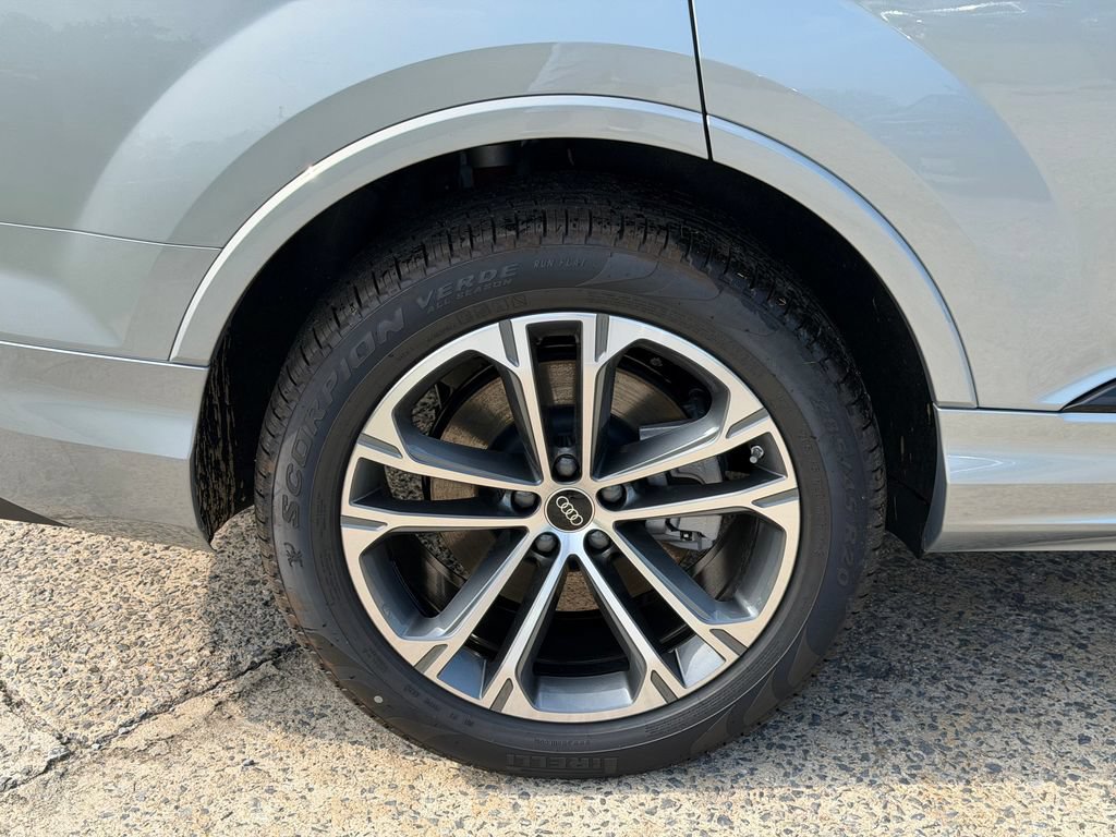 New 2026 Audi Q7 2.0T Premium Plus AWD/4WD image 6