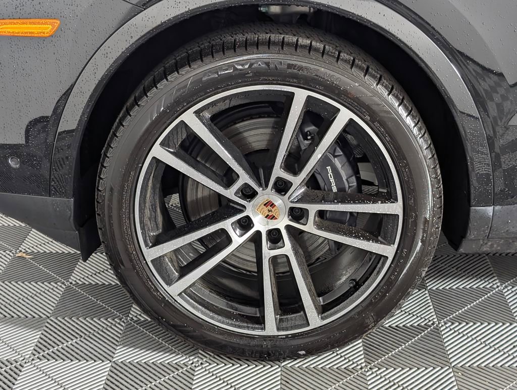 New 2026 Porsche Cayenne image 11