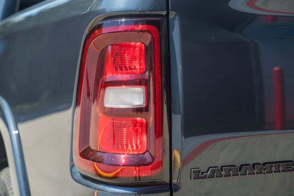 New 2026 RAM 1500 Laramie AWD/4WD image 7