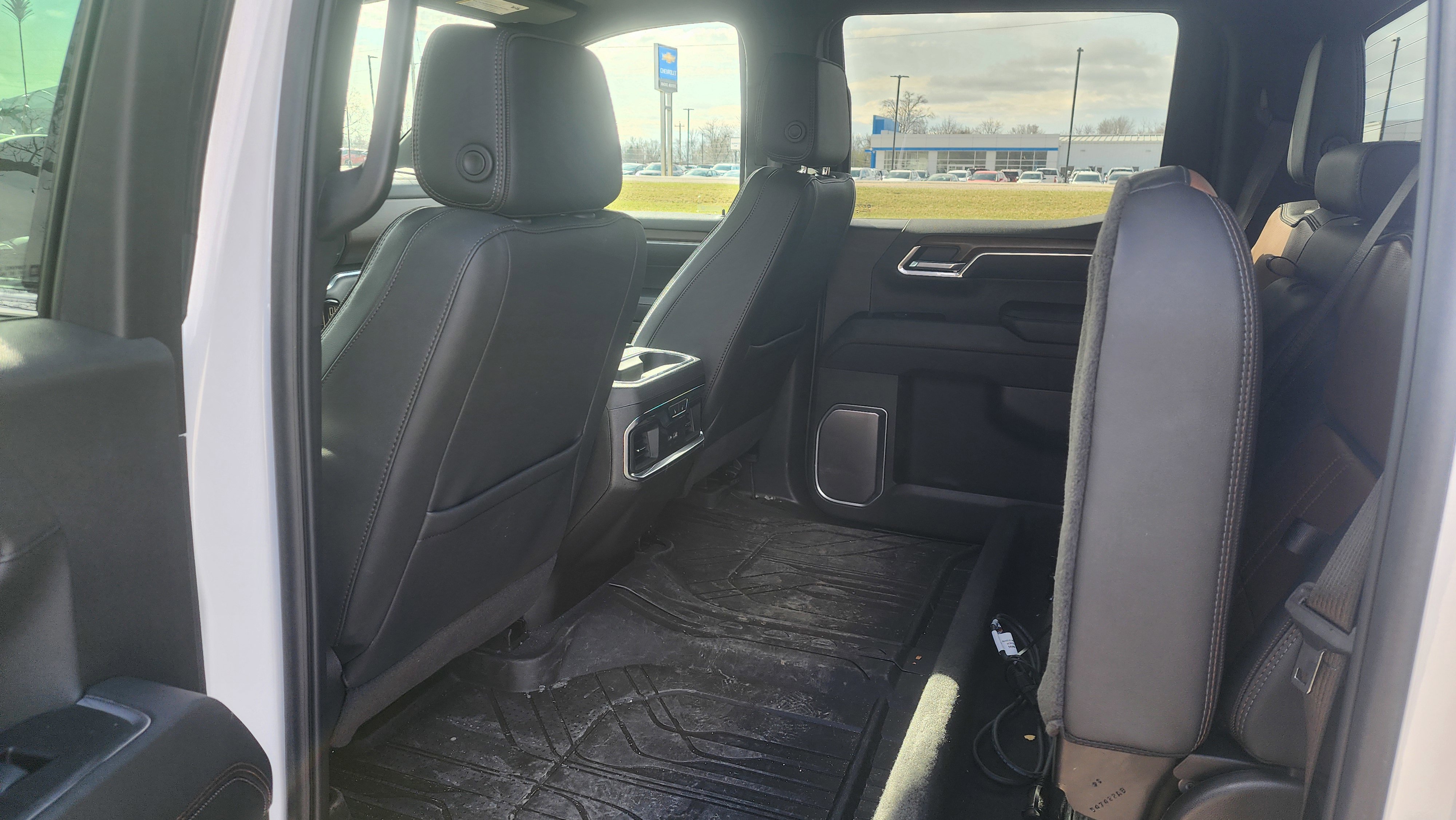 Used 2025 Chevrolet Silverado 1500 High Country image 7