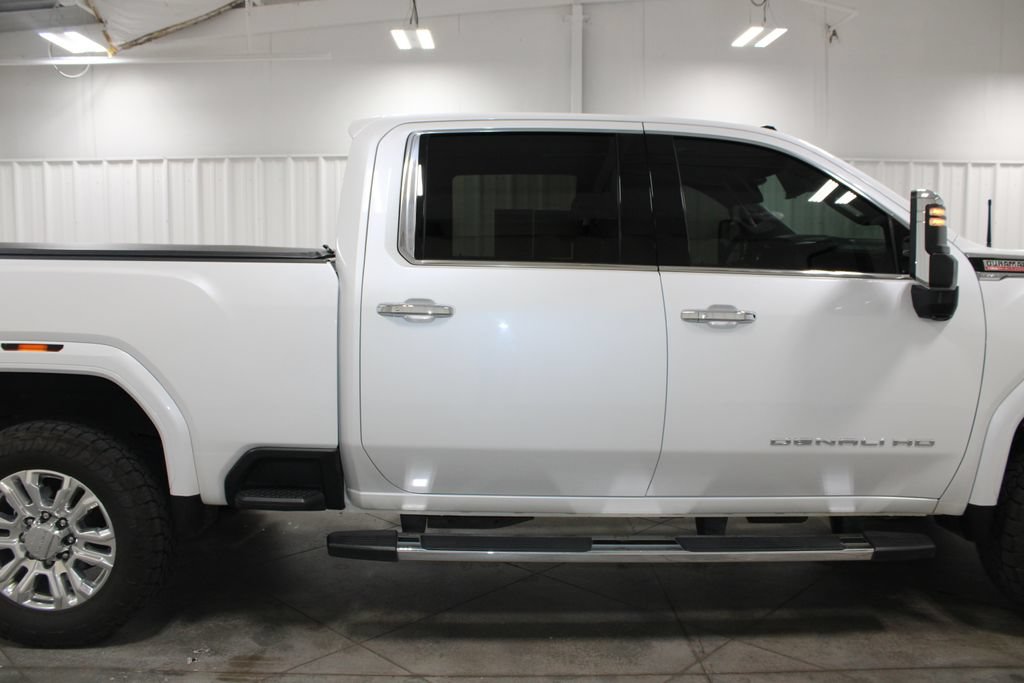 Used 2020 GMC Sierra 2500 Denali w/ Denali Ultimate Package AWD/4WD image 11