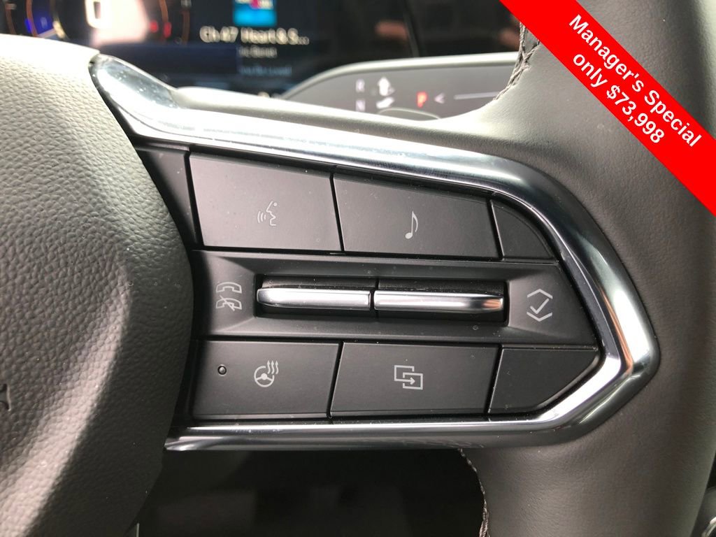 Used 2025 Chevrolet Suburban Premier AWD/4WD image 14