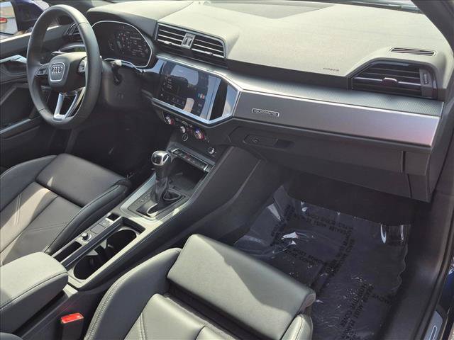 Used 2024 Audi Q3 2.0T Premium AWD/4WD image 22