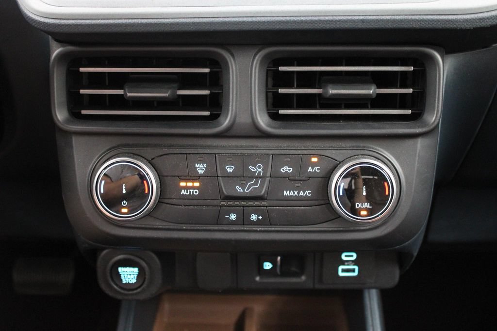 Used 2022 Ford Maverick Lariat FWD image 36