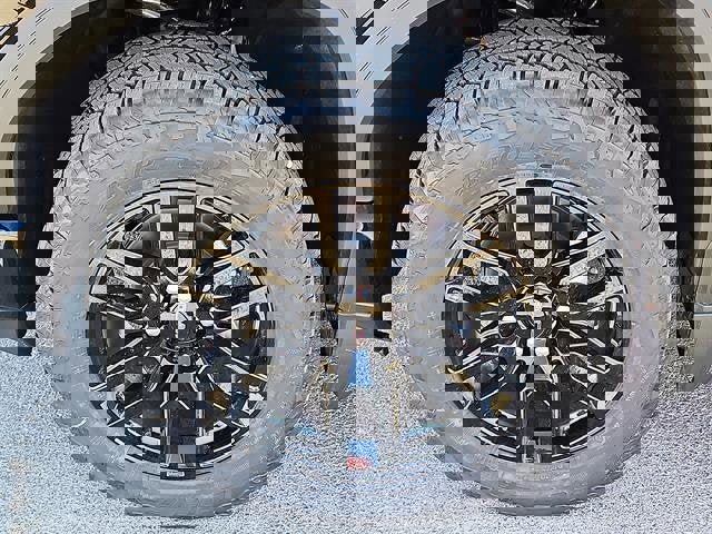 New 2026 GMC Sierra 1500 Elevation image 10