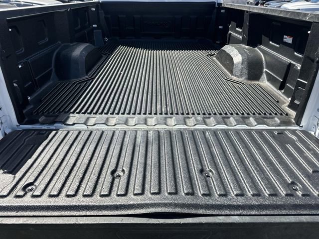 Used 2025 Chevrolet Silverado 3500 LT w/ Convenience Package image 25