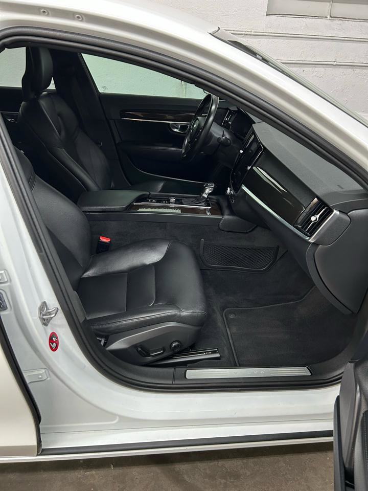 Used 2018 Volvo S90 T5 Momentum w/ Convenience Package AWD/4WD image 35