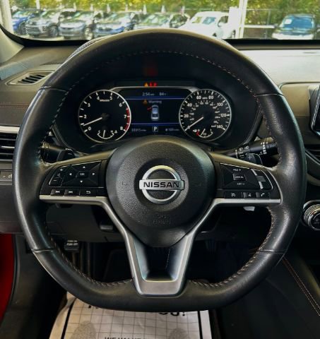 Used 2022 Nissan Altima 2.5 SR FWD image 12