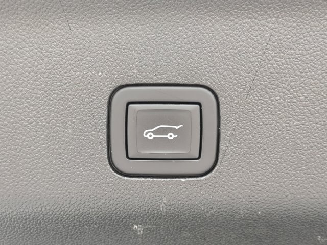 Used 2024 Chevrolet Tahoe Premier RWD image 13