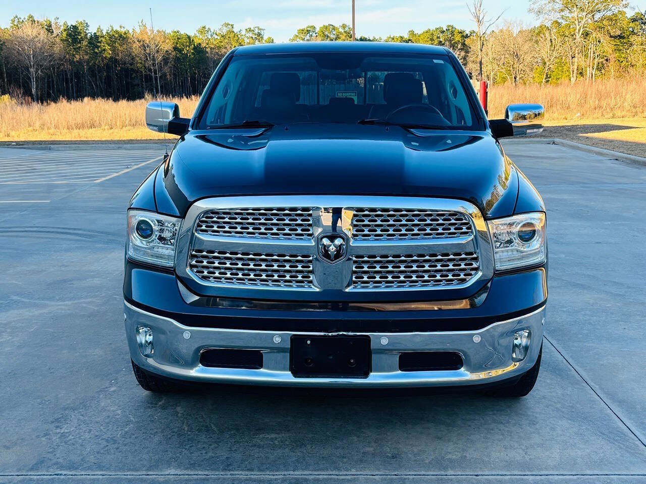 Used 2017 RAM 1500 Laramie w/ Convenience Group AWD/4WD image 2