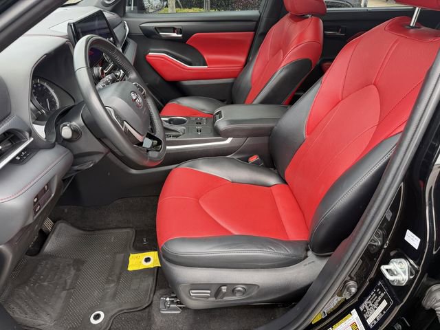 Used 2023 Toyota Highlander XSE image 21