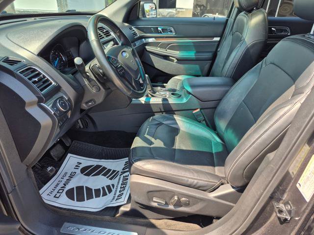 Used 2017 Ford Explorer Limited FWD image 13