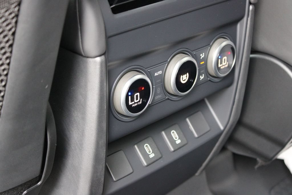New 2026 Land Rover Defender 110 S AWD/4WD image 10