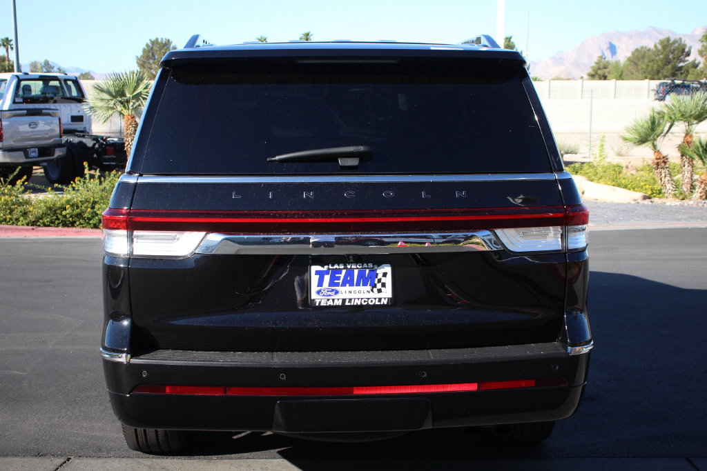 Certified 2023 Lincoln Navigator Black Label AWD/4WD image 5