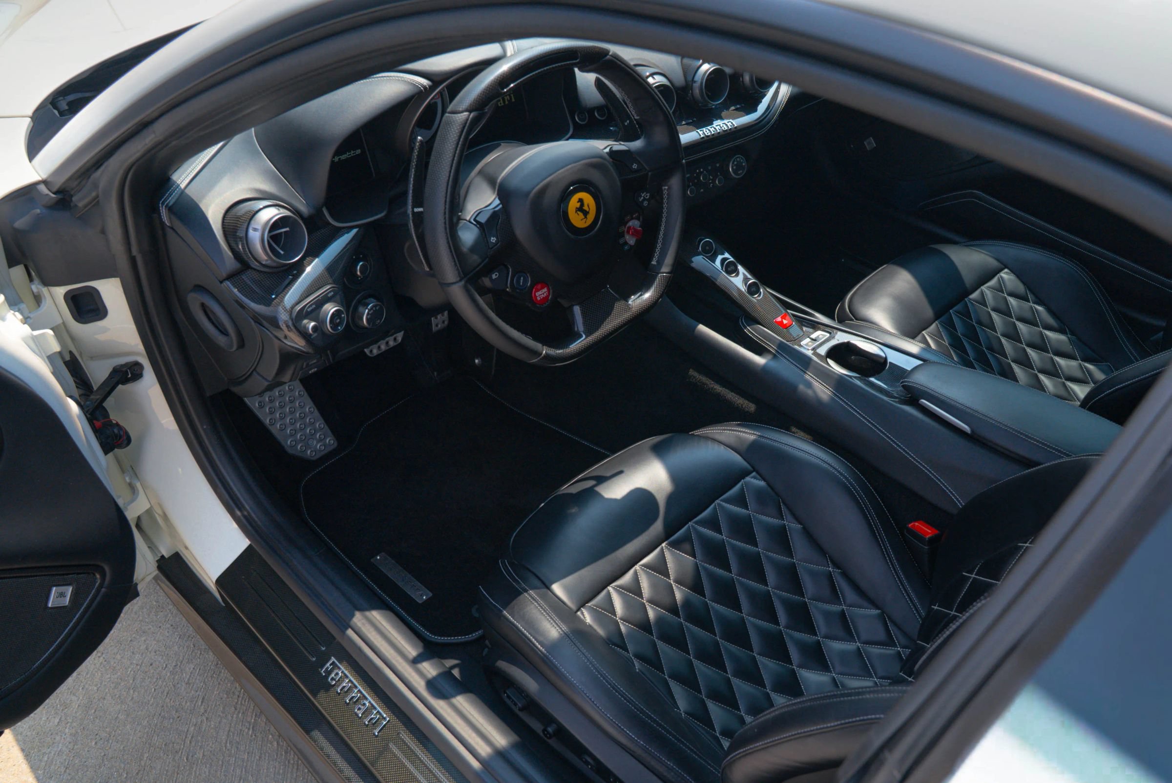 Used 2015 Ferrari F12 Berlinetta RWD image 46