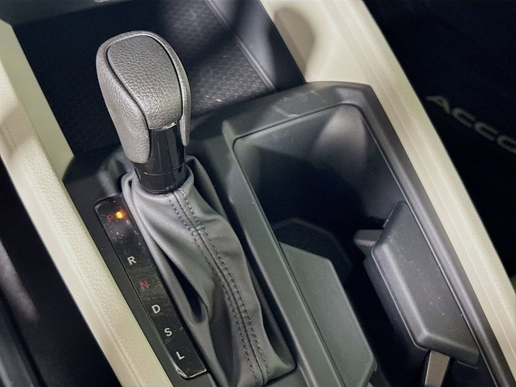 New 2025 Honda Accord SE image 18