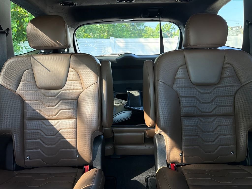 Used 2022 Kia Telluride SX w/ SX Prestige Package AWD/4WD image 37