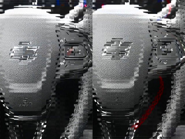 New 2026 Chevrolet Trax RS w/ Sunroof Package image 26