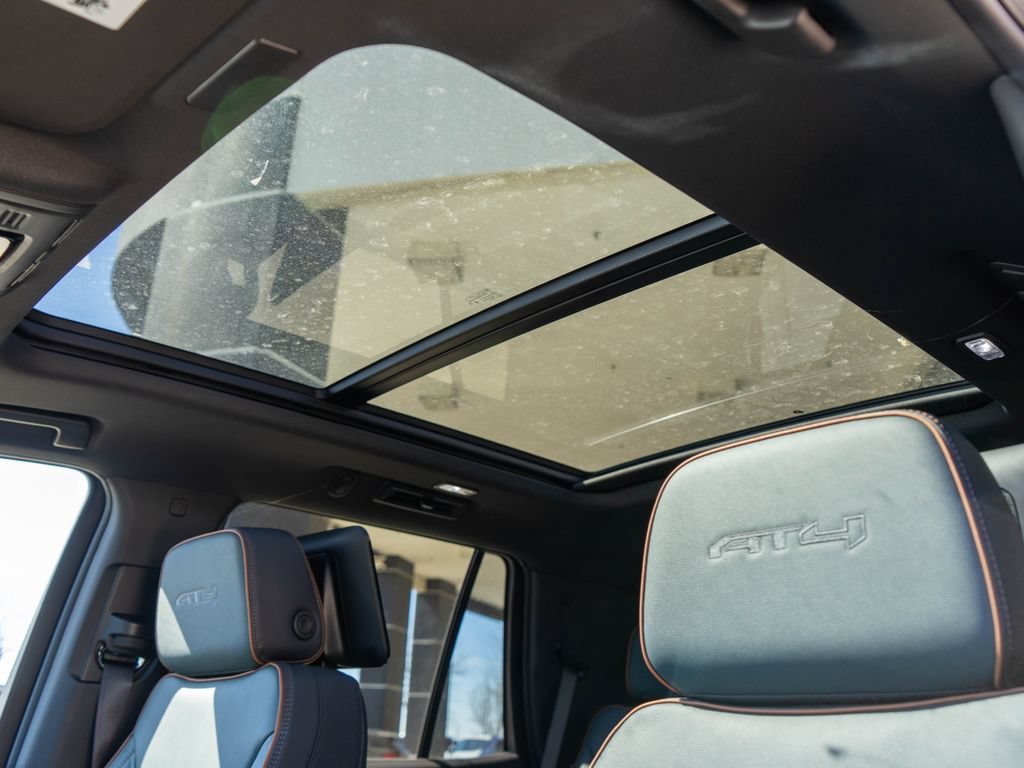 New 2026 GMC Yukon AT4 w/ AT4 Premium Plus Package AWD/4WD image 12