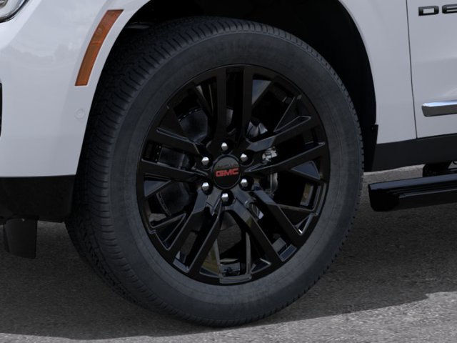 New 2026 GMC Yukon XL Denali w/ Sun & Power Step Package AWD/4WD image 9