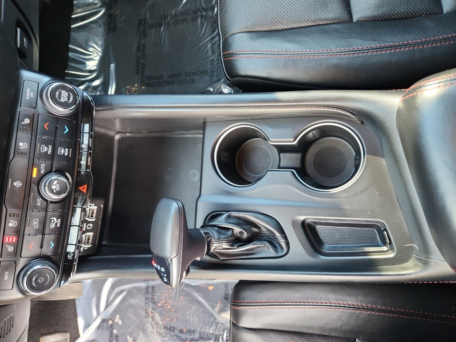 Used 2024 Dodge Durango GT image 15