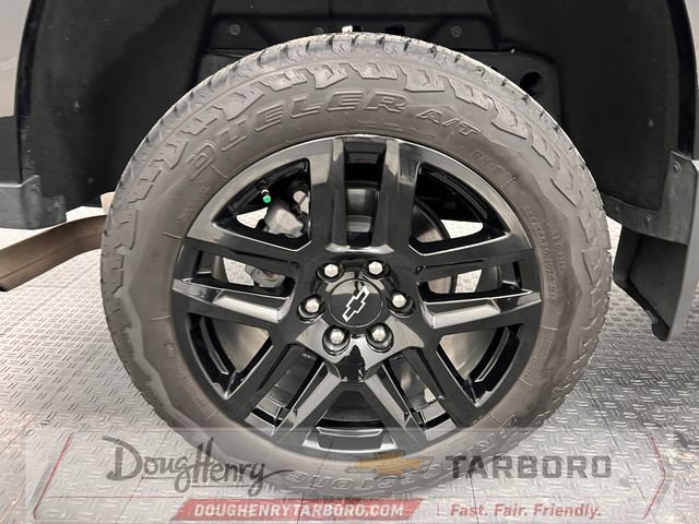 Used 2024 Chevrolet Colorado Z71 w/ Z71 Convenience Package 2 AWD/4WD image 18