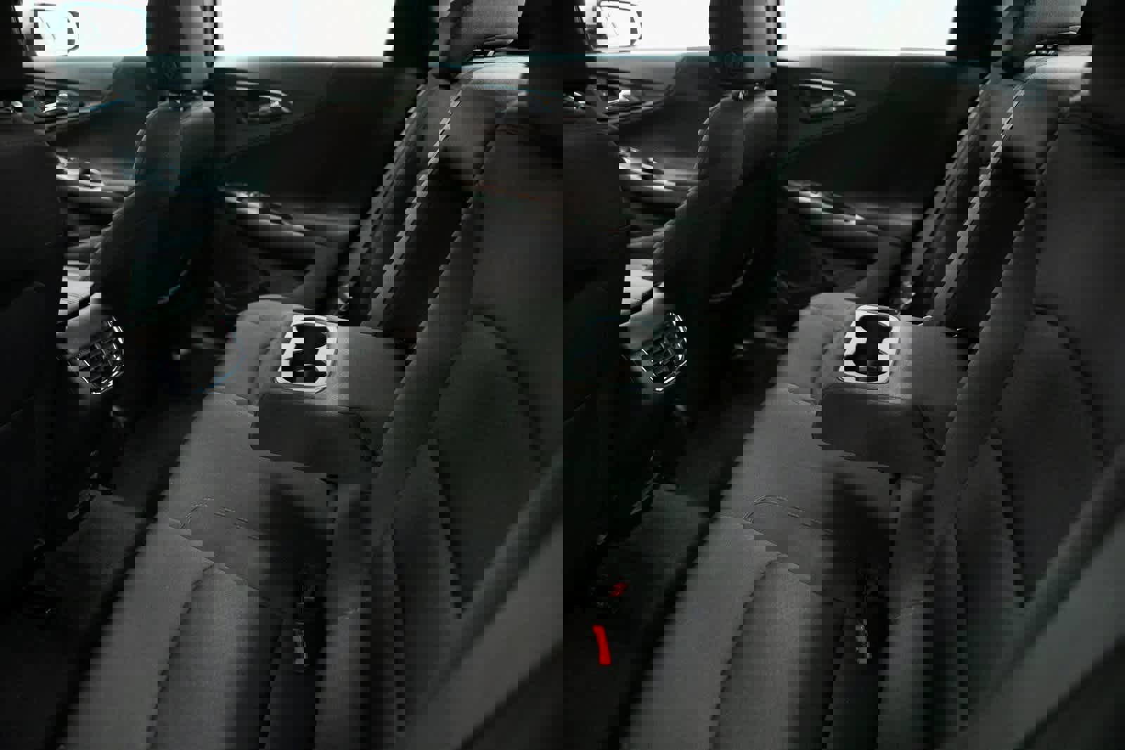 Used 2023 Chevrolet Malibu LT image 26